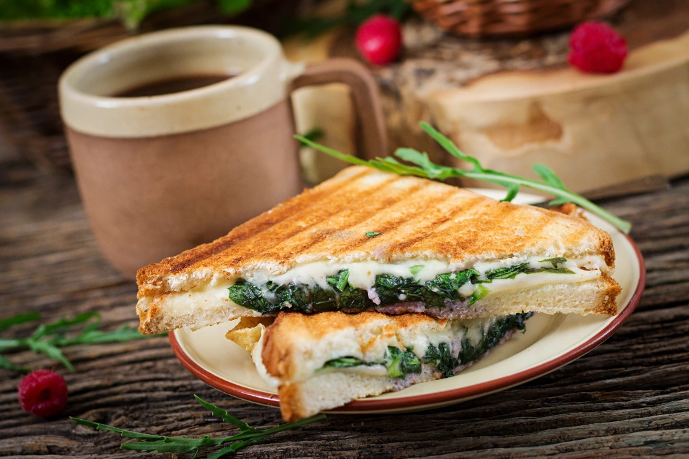 Cheesy Spinach and Artichoke Sandwich